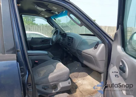 2002 Ford F-150 Lariat/Xlt из США, поврежденный, VIN 1FTRW08L12KD71938